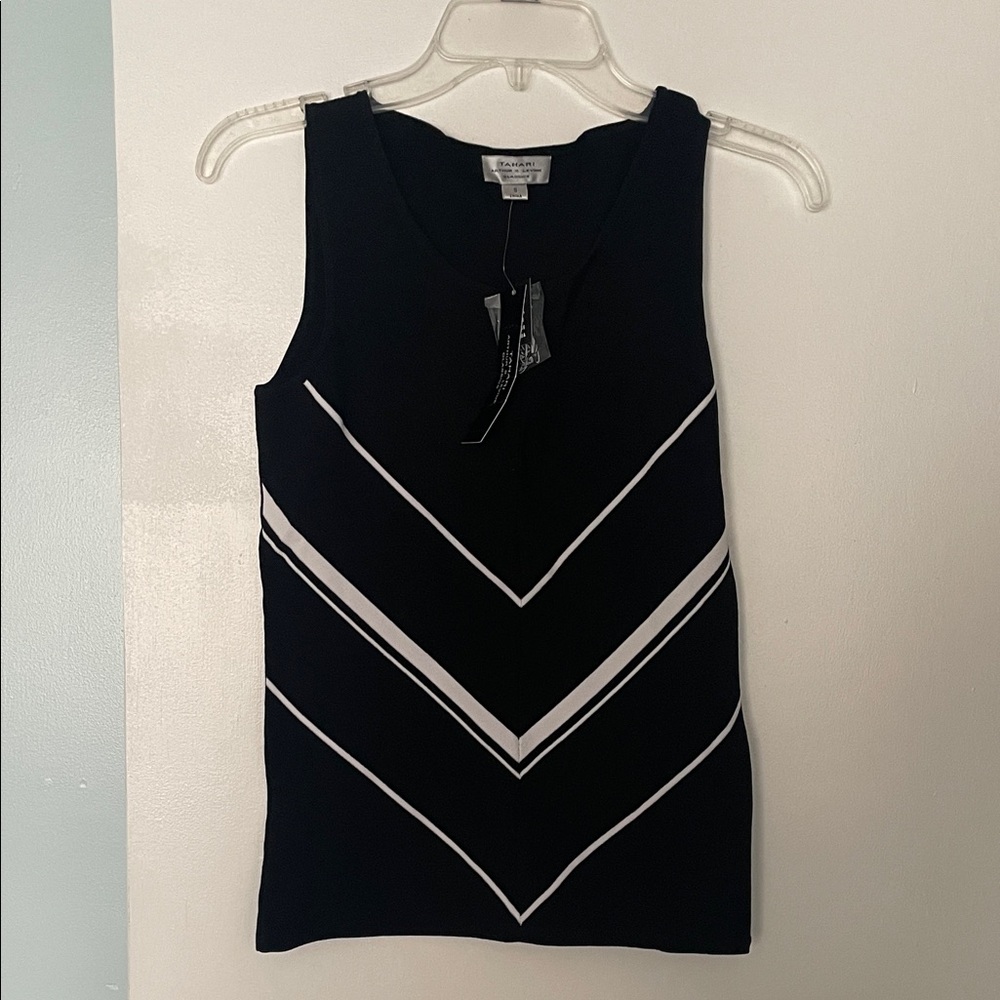 Black and White Chevron Women's Top